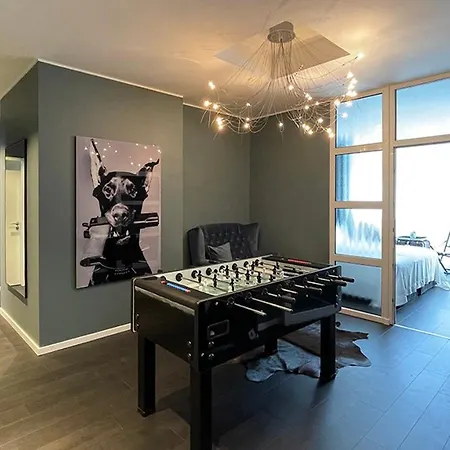 Inkblue-apartment דירה היידנאו